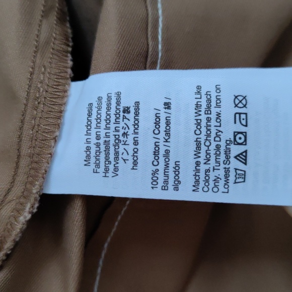 Darted Button-Up Shirt in (Re)generative Chino - Picture 9 of 13